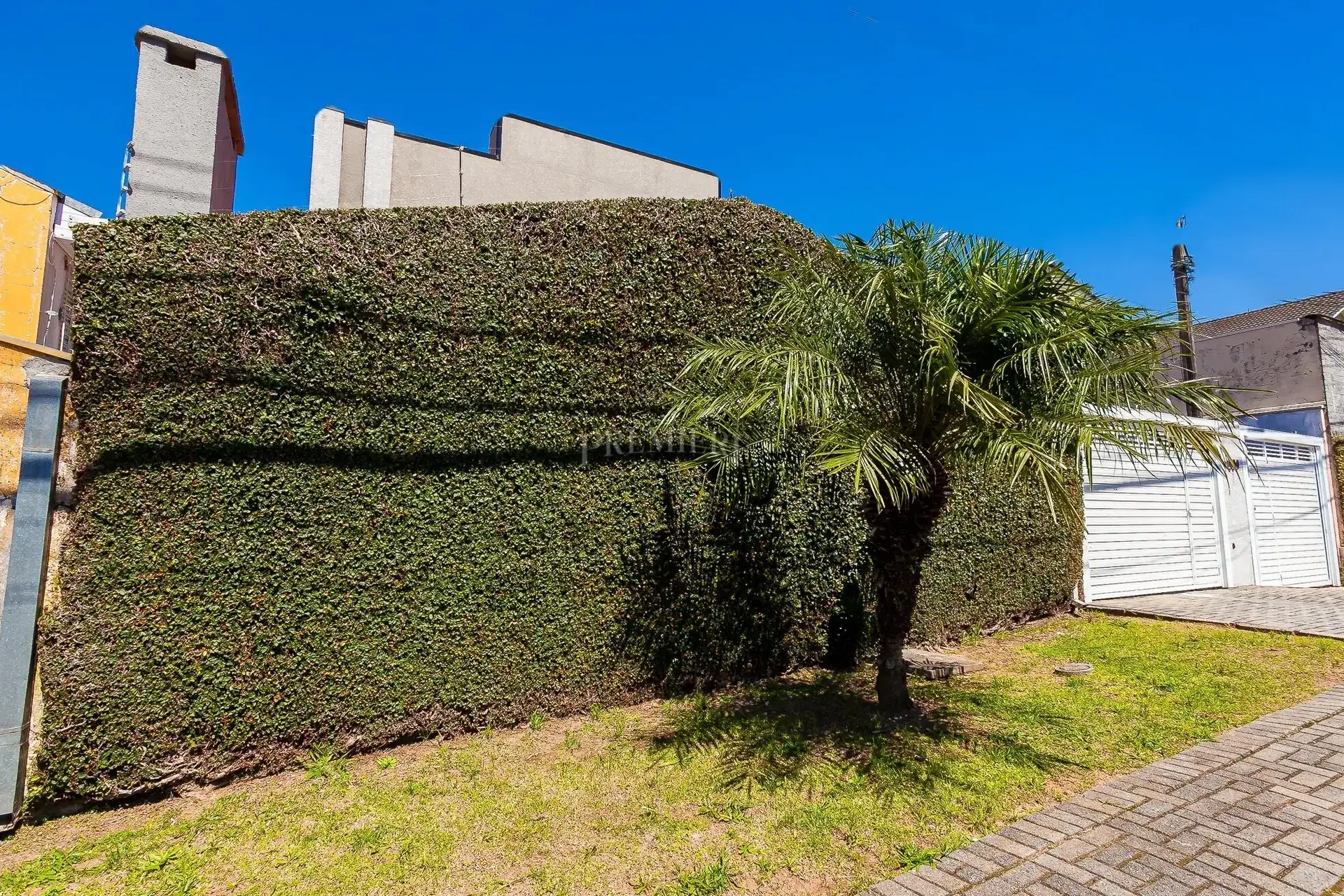 3-bedroom house with a garden in Curitiba — photo 31