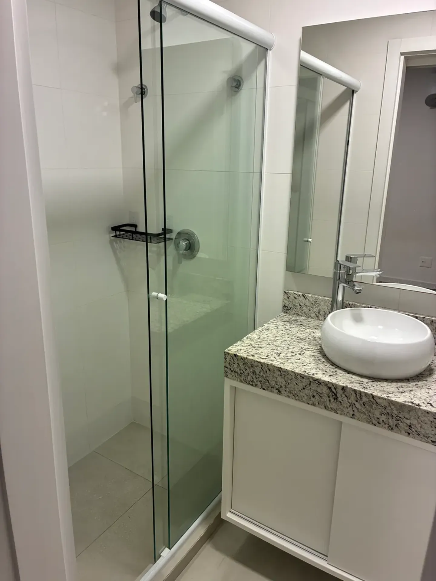 One-bedroom apartment with a mountain view in Florianópolis — photo 14