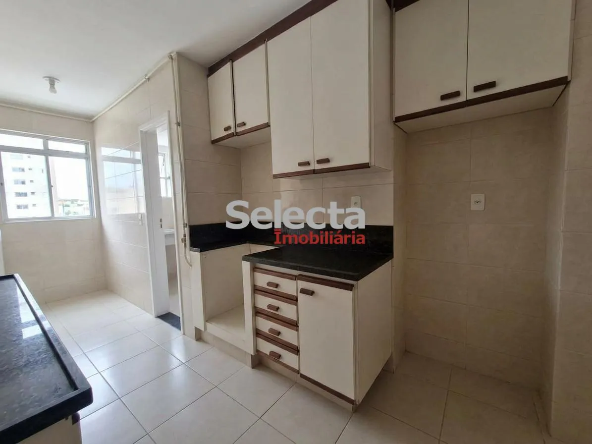 140 m² apartment with 3 bedrooms and 1 parking spot — photo 8