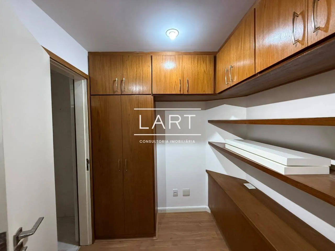 Apartamento de 3 quartos em condomínio com piscina — photo 23