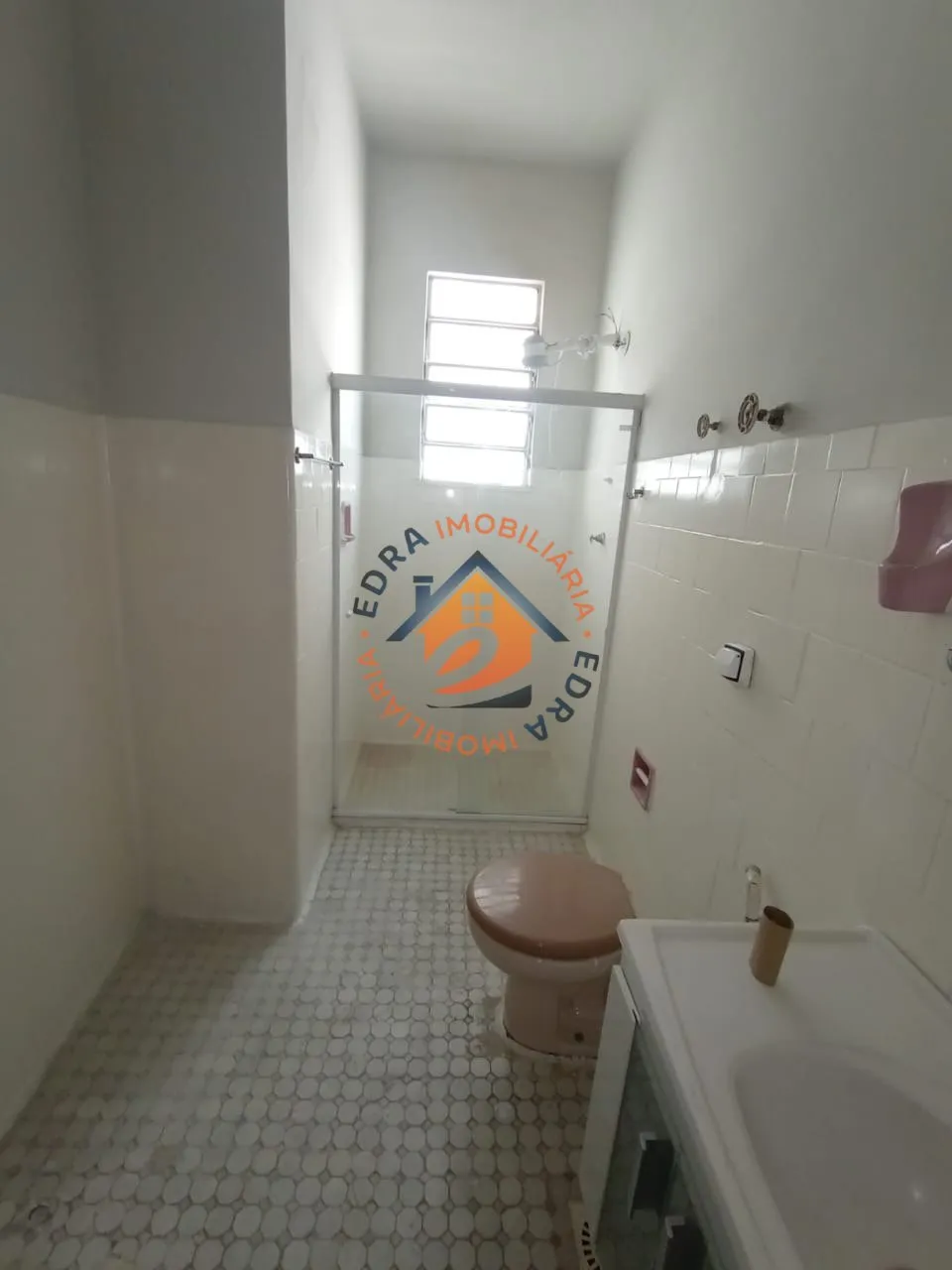 Rental apartment with 2 bedrooms and 1 bathroom — photo 4