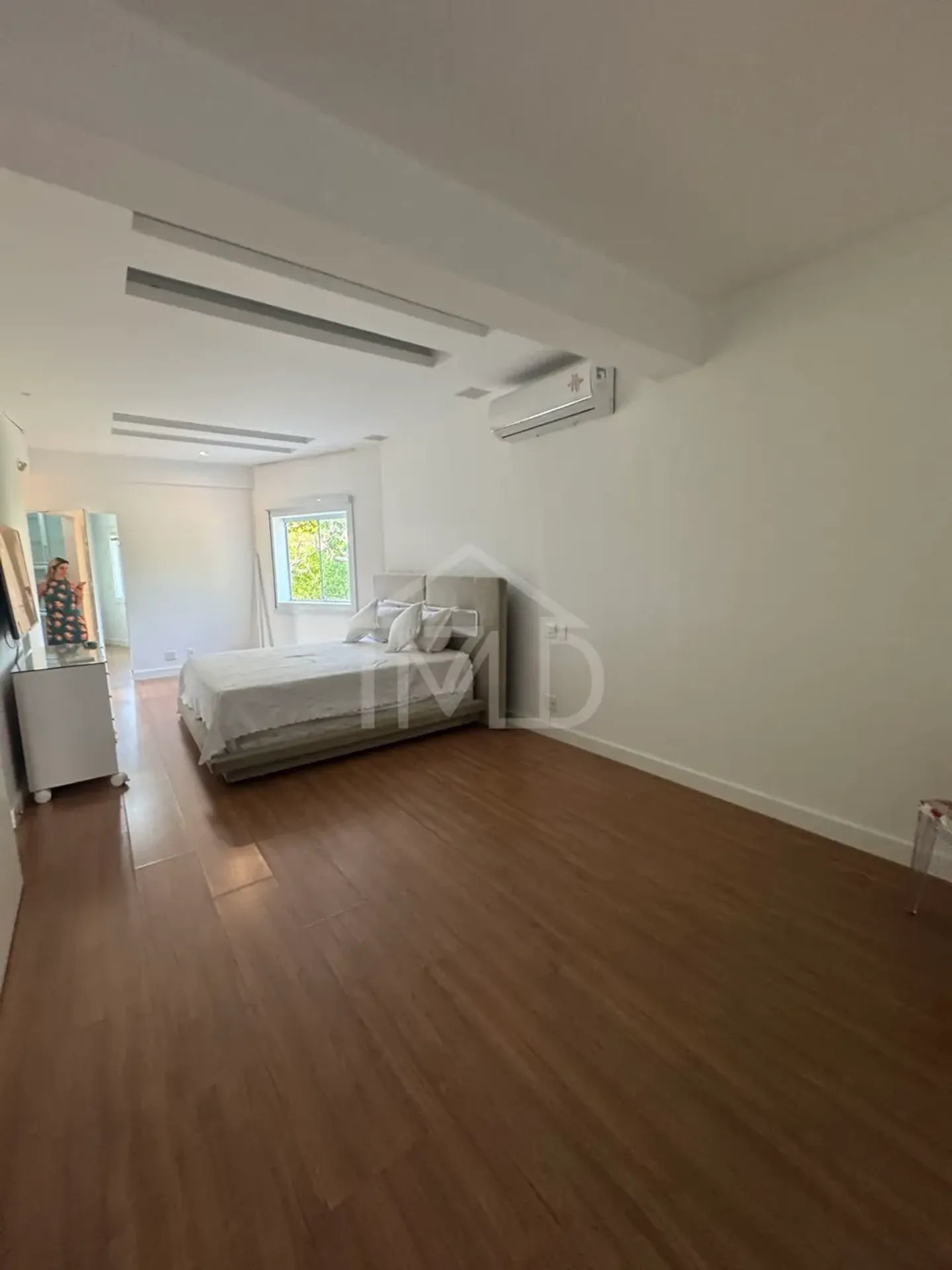Furnished house with 4 en-suite bedrooms and open kitchen — photo 9
