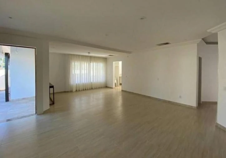 Casa de 220 m² con lavadora y bañera — photo 9