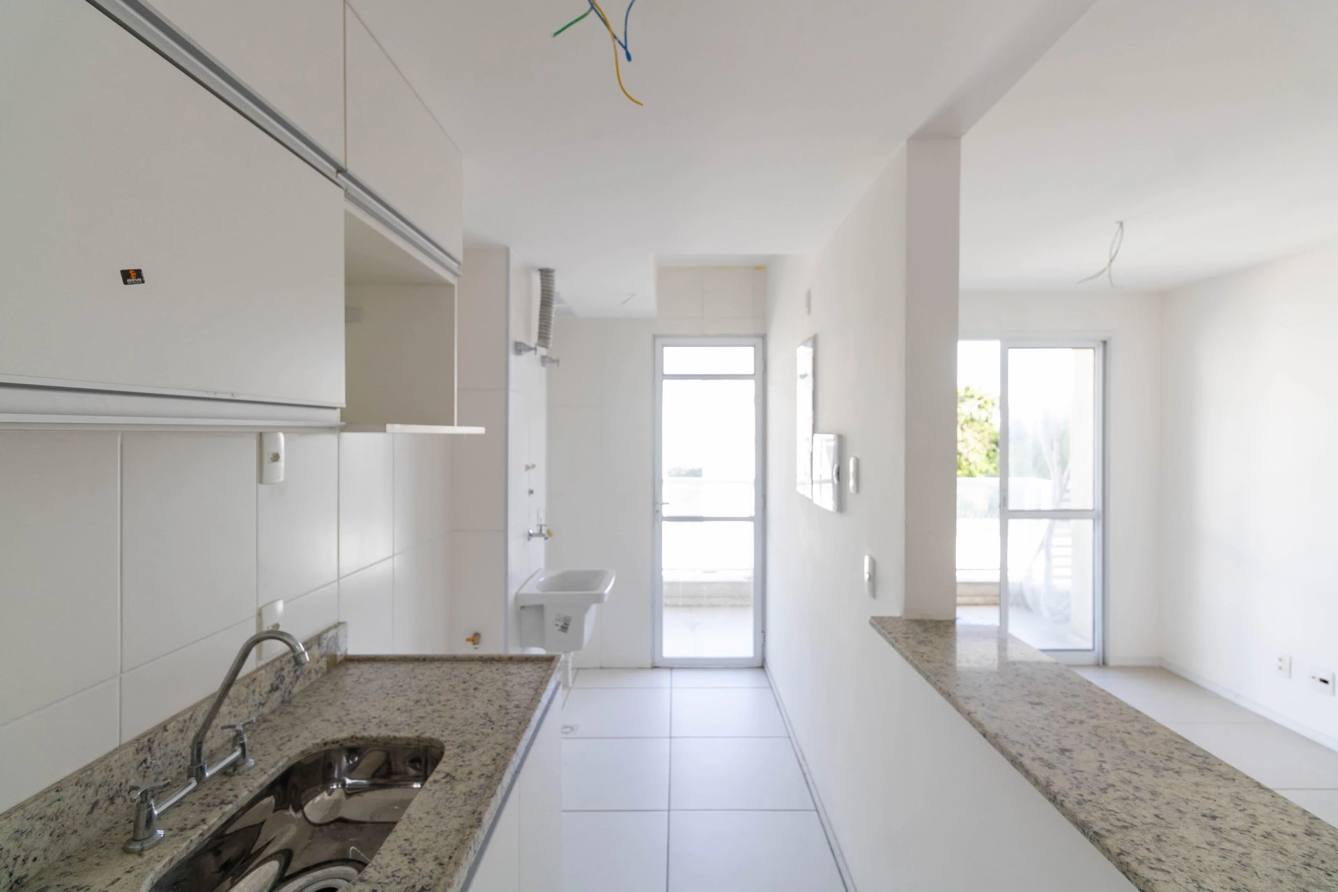 Apartamento mobiliado com 3 quartos e varanda envidraçada — photo 8