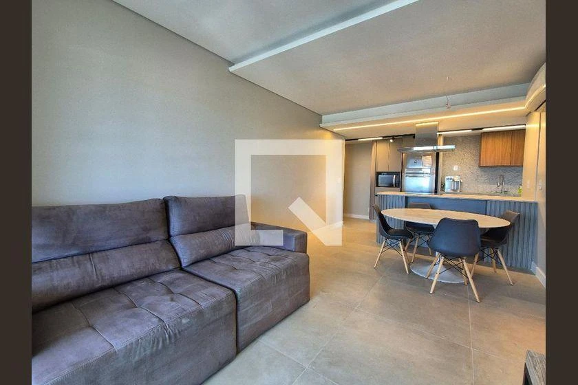 Furnished 3-bedroom apartment with balcony and views — photo 8