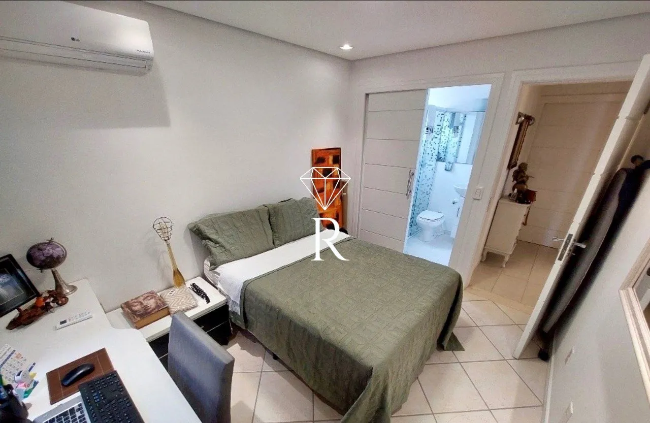 Apartamento sin muebles de 3 dormitorios y vista — photo 26