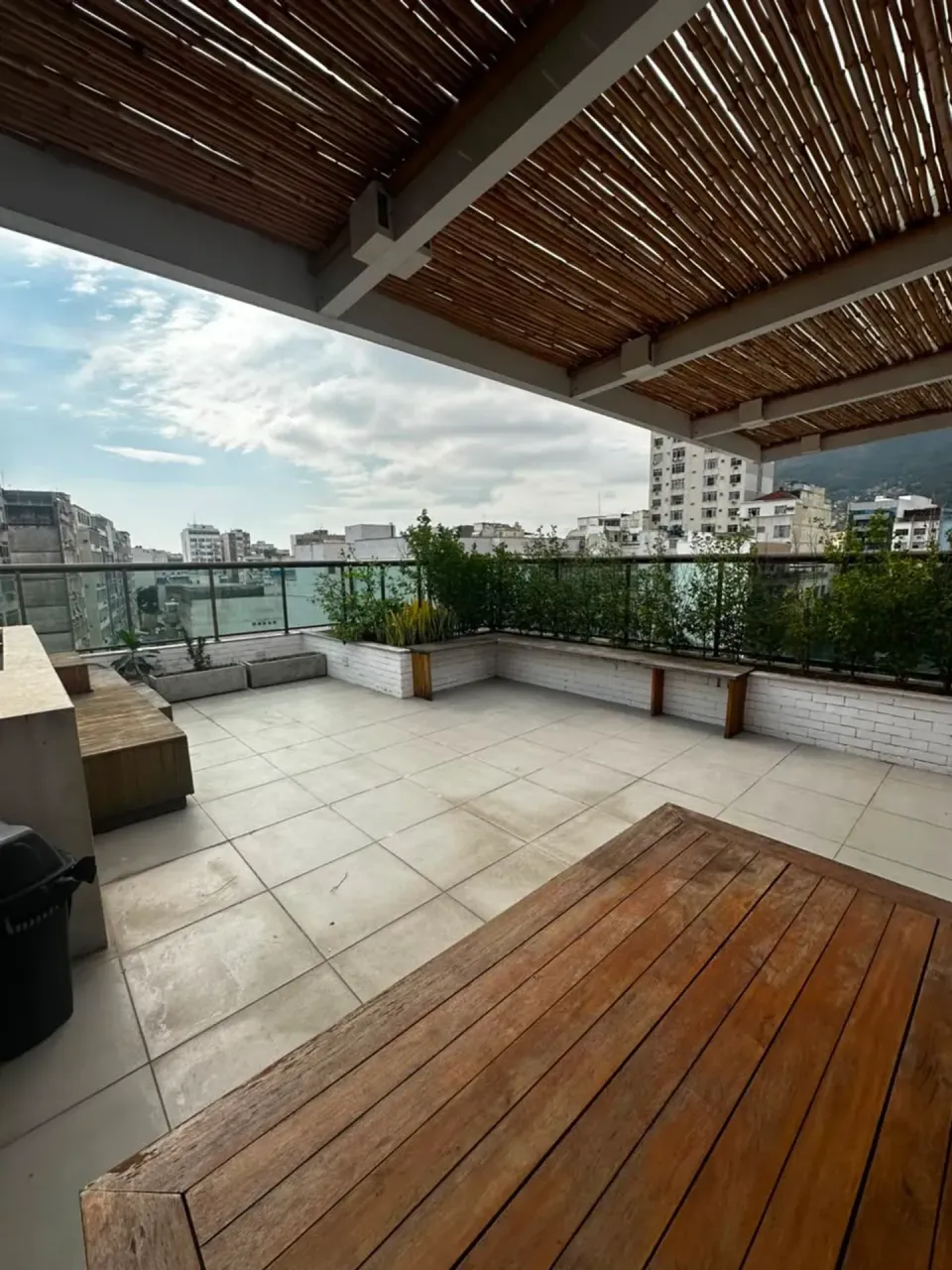 Furnished duplex with 3 bedrooms and a BBQ balcony — photo 17