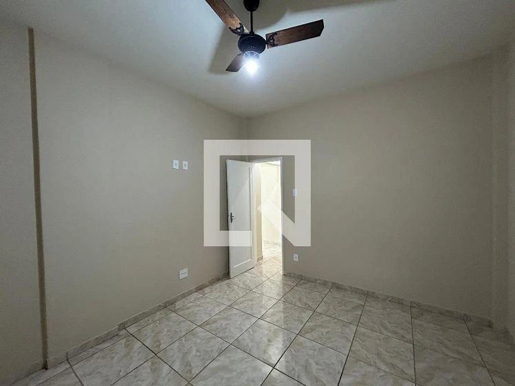 Квартира: 3 спальни, 110 м²