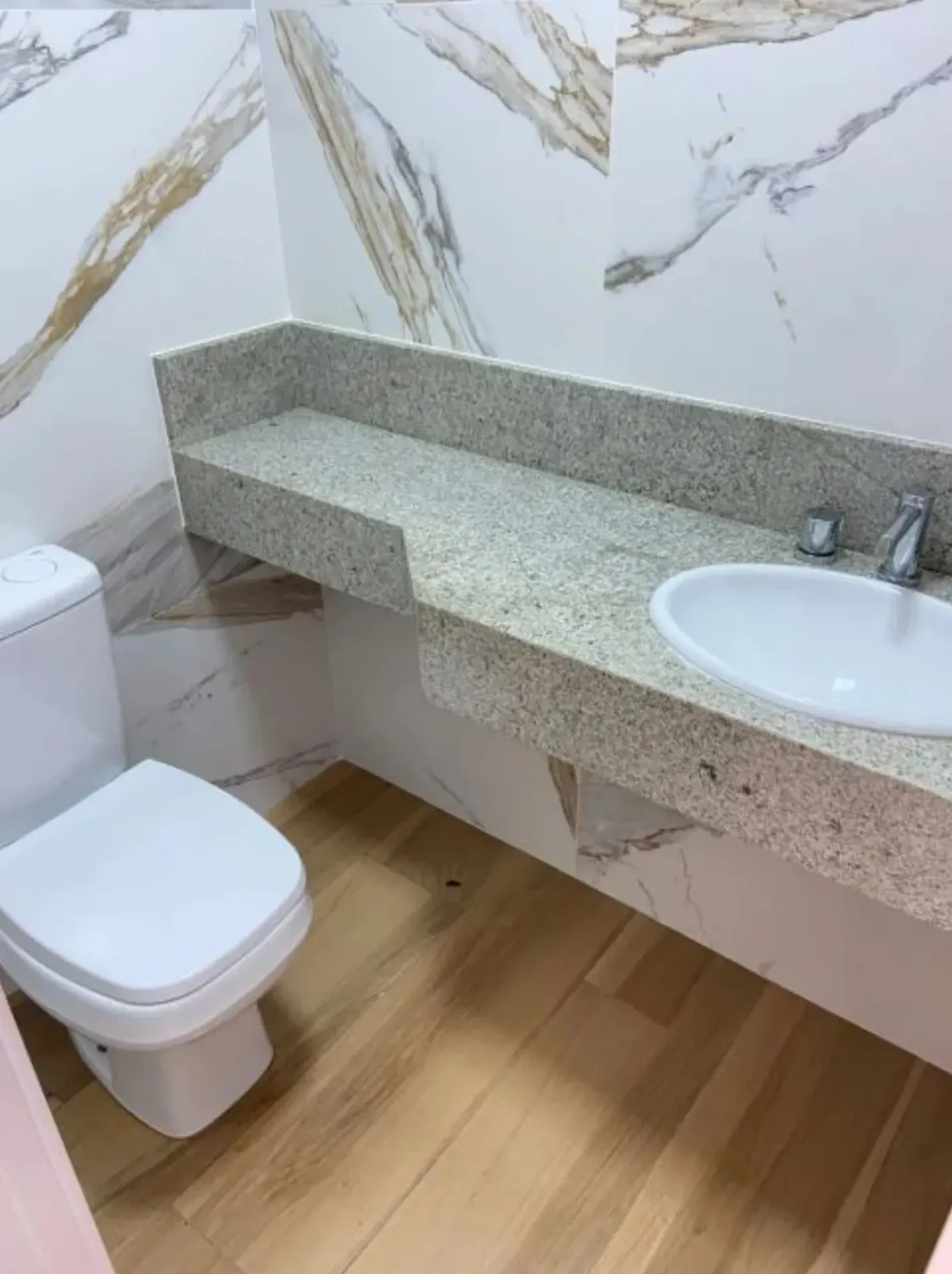 Duplex com 4 quartos, cozinha aberta a gás e 340 m² — photo 18