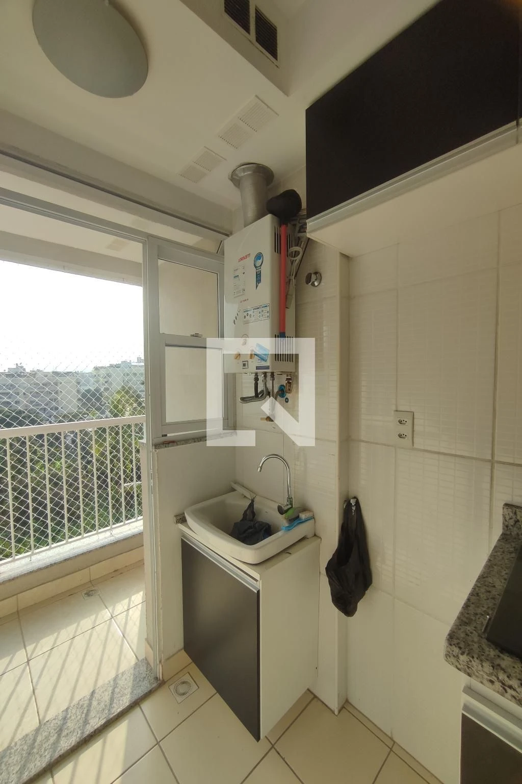 Квартира 66 м² с грилем на балконе и рабочим местом — photo 16