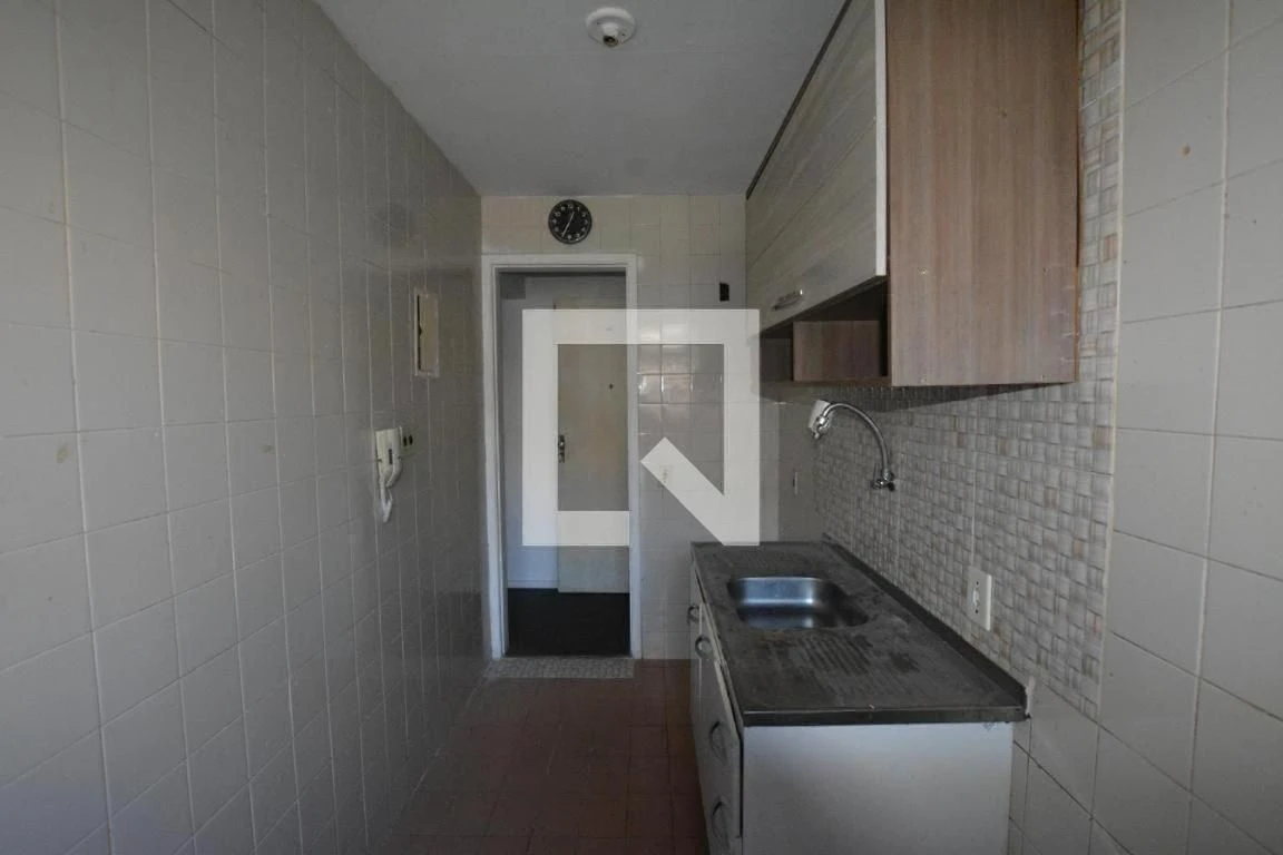 3-bedroom apartment with a private BBQ area — photo 12