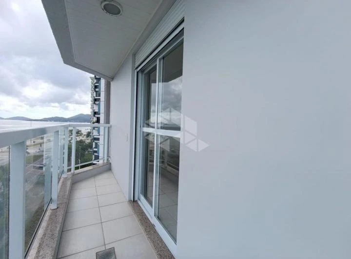 Квартира з 3 спальнями та балконом, 120 м² — photo 4