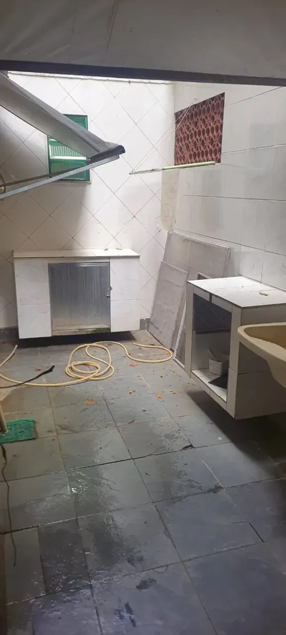 Unfurnished house with 2 bedrooms and a closed kitchen — photo 9