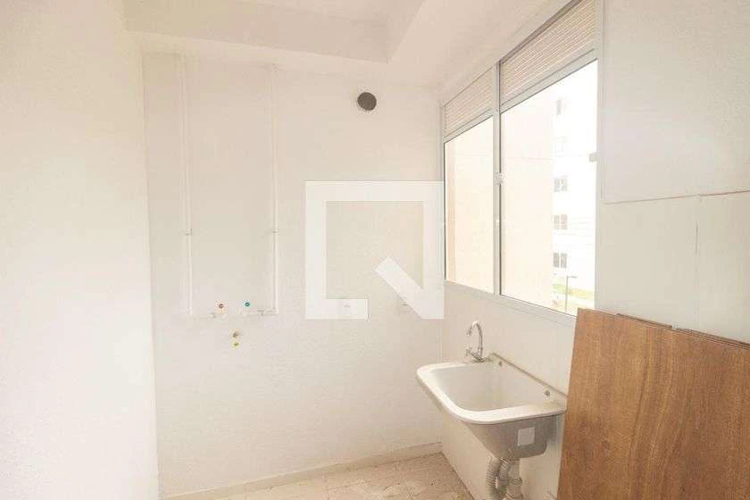 2-bedroom apartment with an electric shower — photo 9