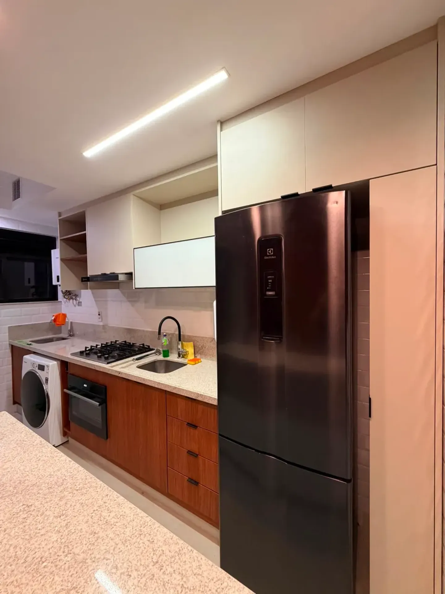 Home office in a one-bedroom apartment, 65 m² — photo 17
