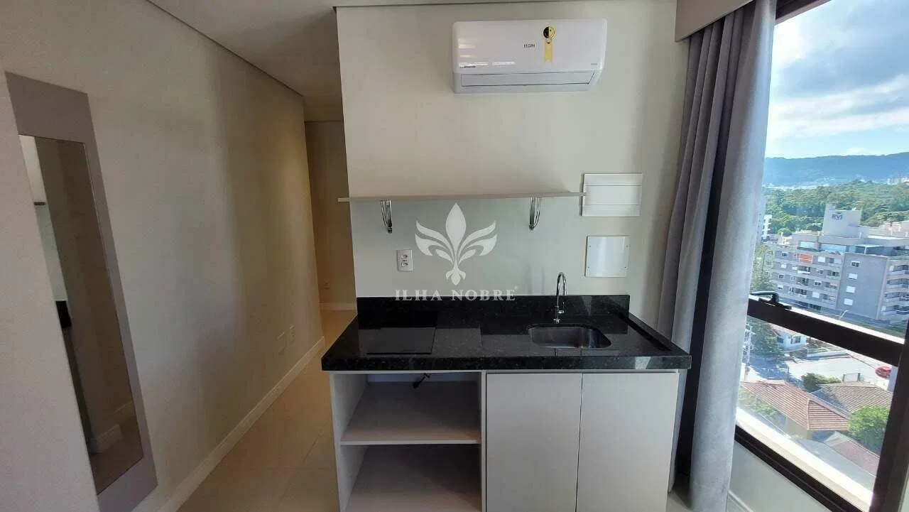 Furnished 25 m² studio with 1 bedroom and 1 bathroom — photo 2