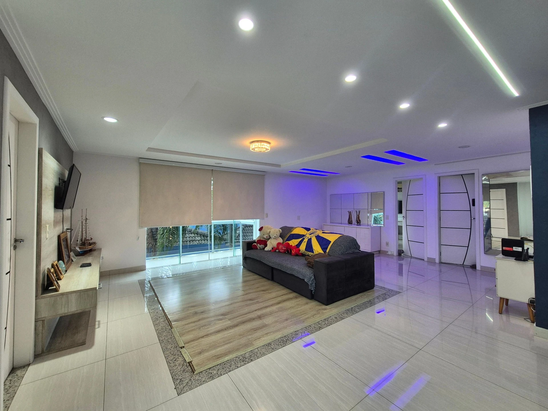 4 quartos e jacuzzi: casa de 318 m² — photo 41