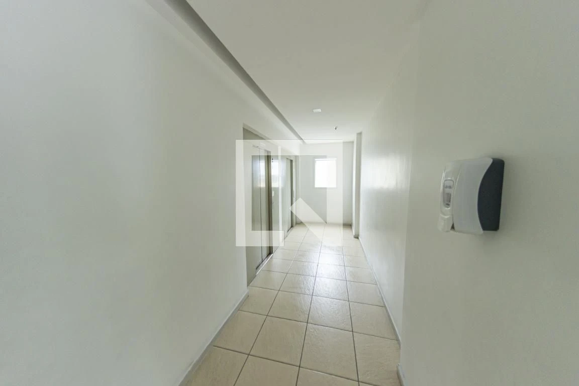 Furnished 2-bedroom apartment with 1 bath and parking — photo 19