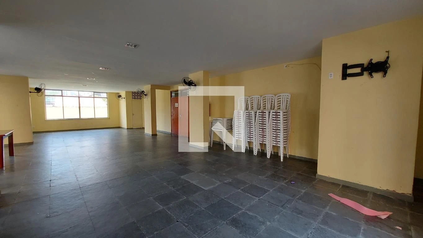 Apartamento mobiliado com 2 quartos e cozinha fechada — photo 48