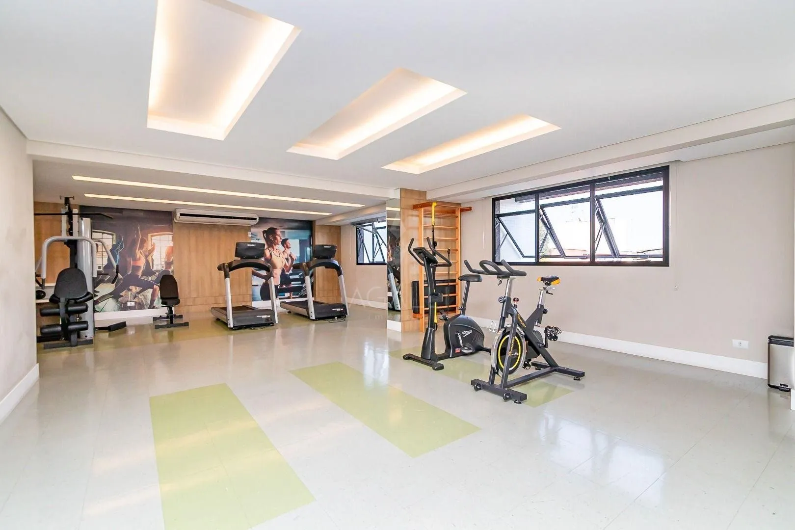 Apartamento mobiliado com 1 dormitório e 2 banheiros — photo 45