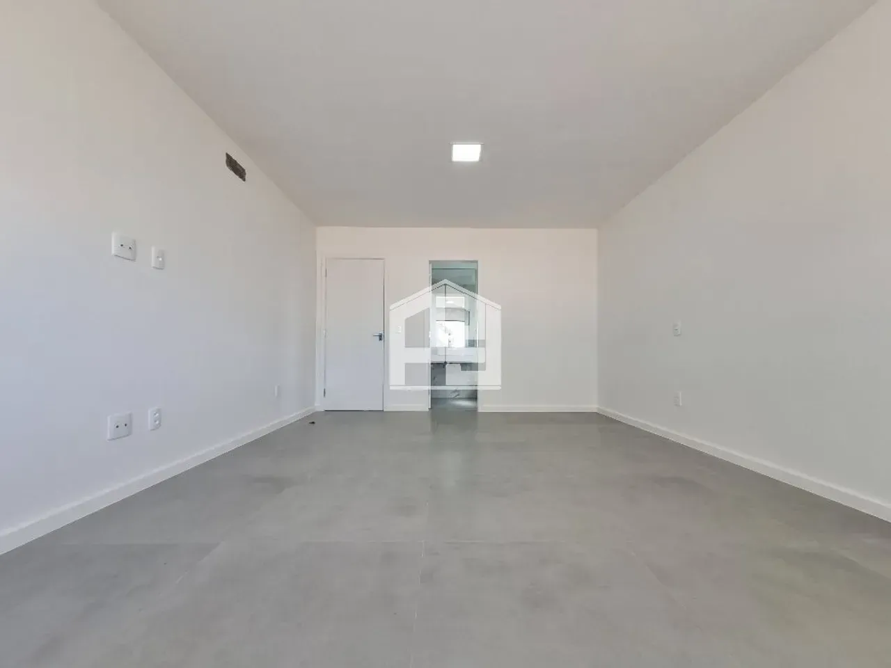 Triplex house with 4 bedrooms and 5 bathrooms, 2 parking — photo 18