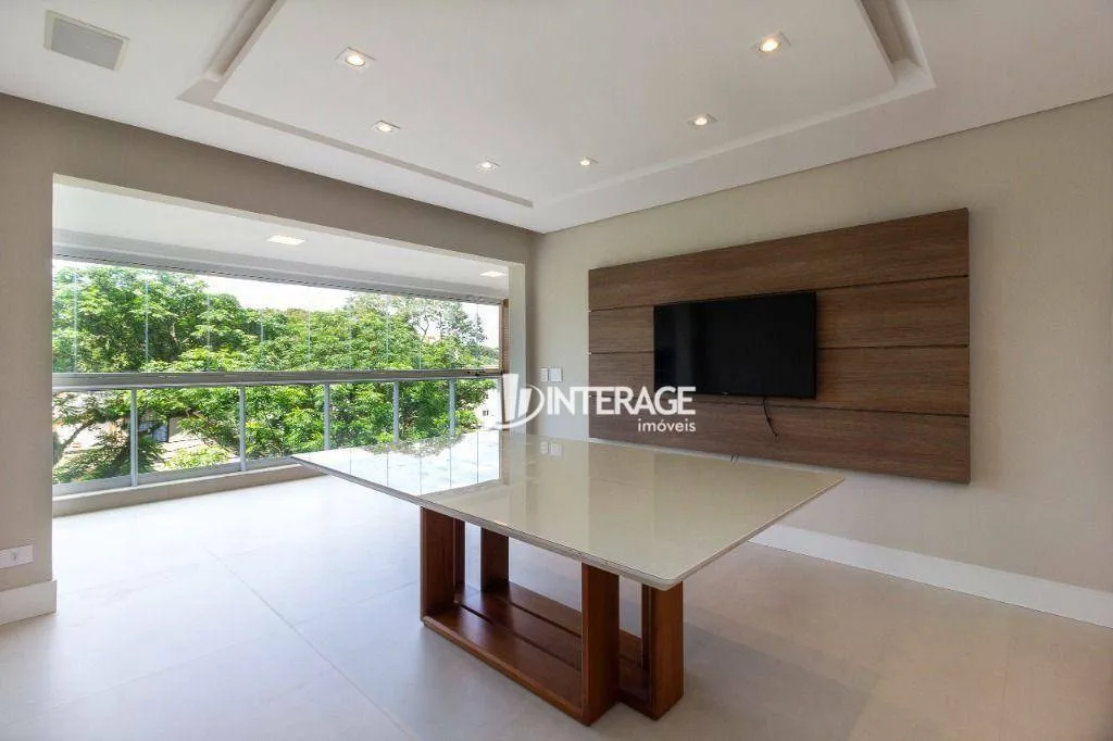 Apartamento de 4 dormitorios con parrilla en la terraza — photo 9