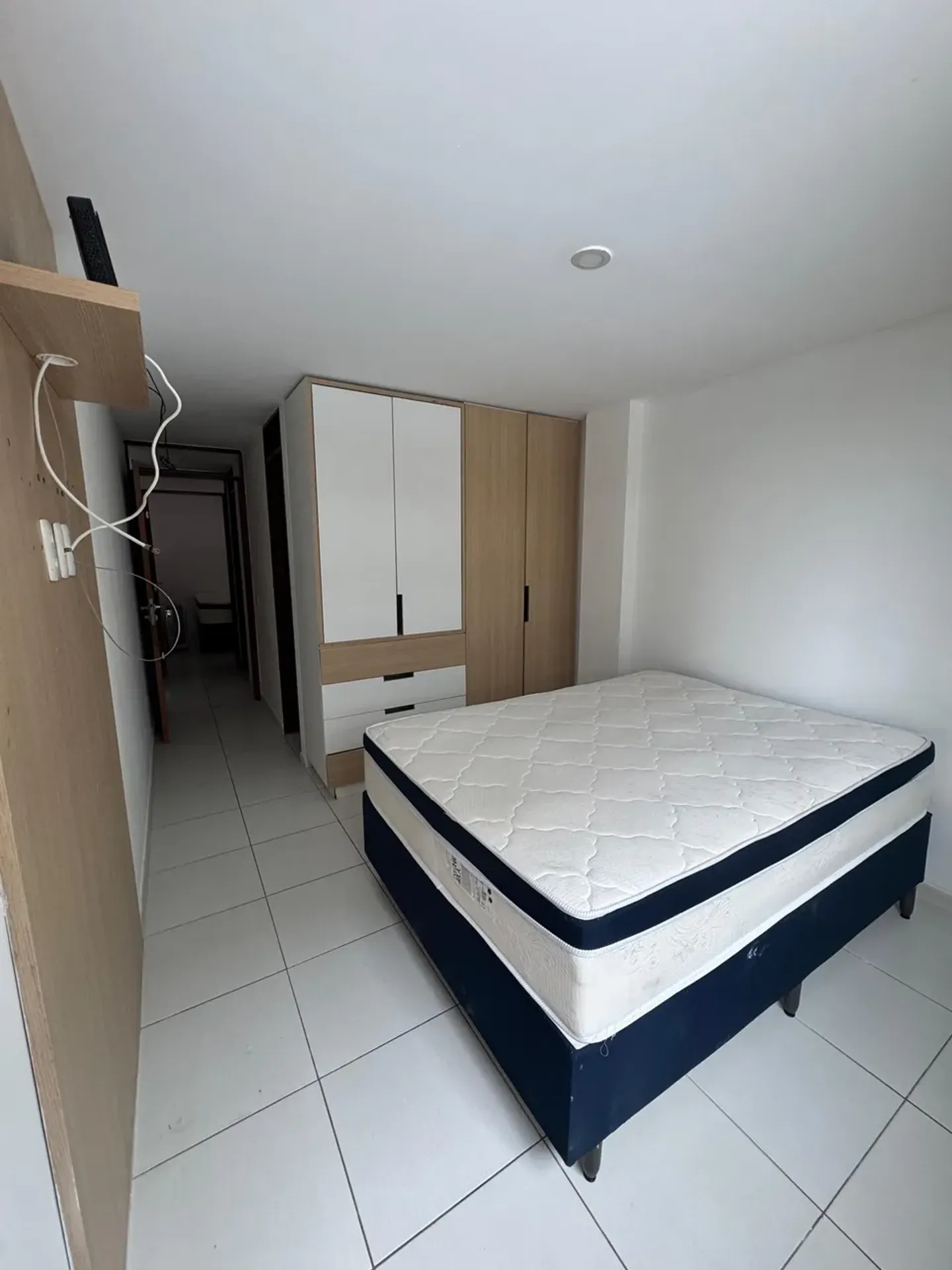 Furnished apartment with open-plan kitchen and 2 bedrooms — photo 9
