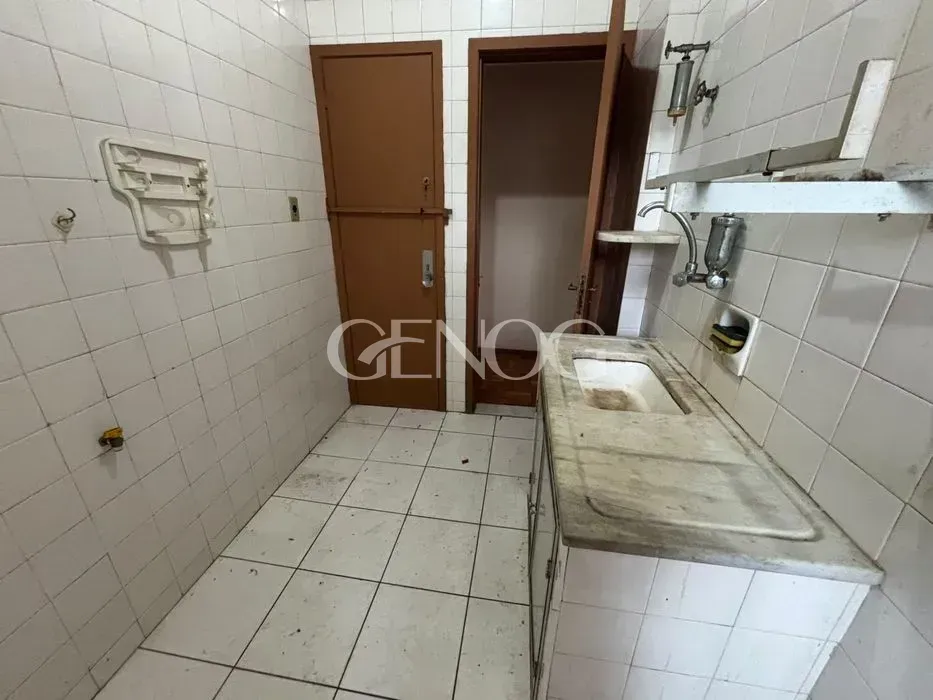 3-bedroom apartment with 2 bathrooms, no parking — photo 12