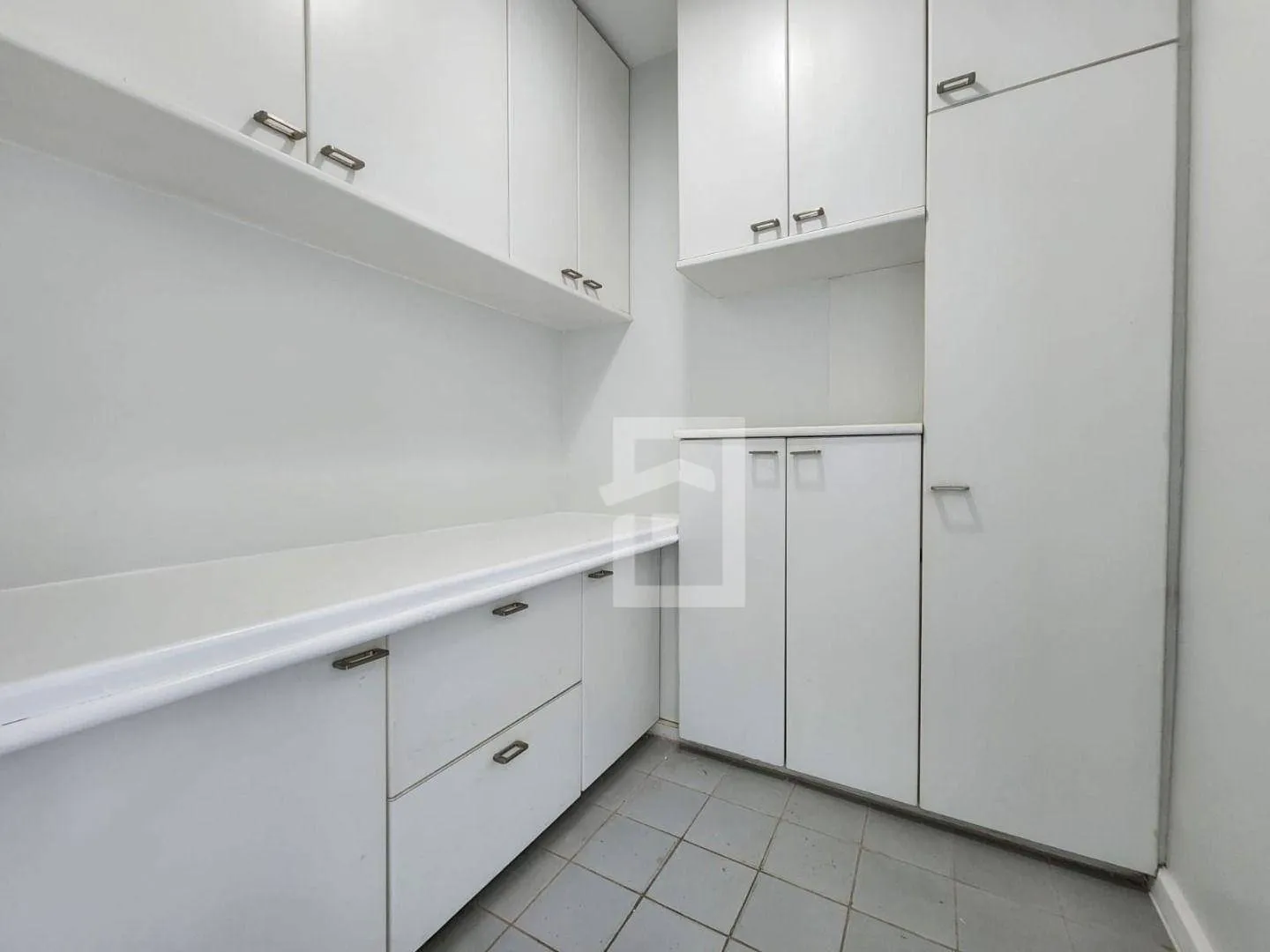 4-bedroom apartment with enclosed balcony and private garden — photo 76
