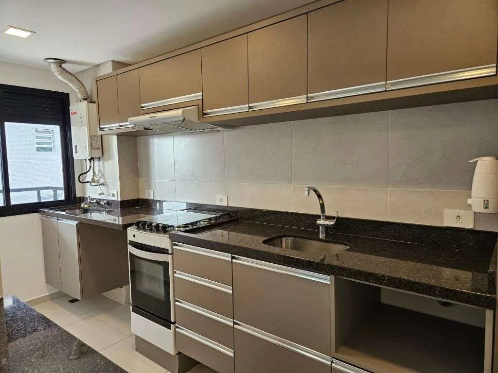 2-bedroom apartment with a private BBQ — photo 6