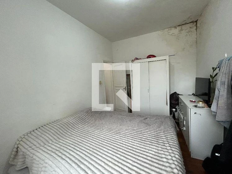 270 m² house with a glass-enclosed balcony and a dryer — photo 23