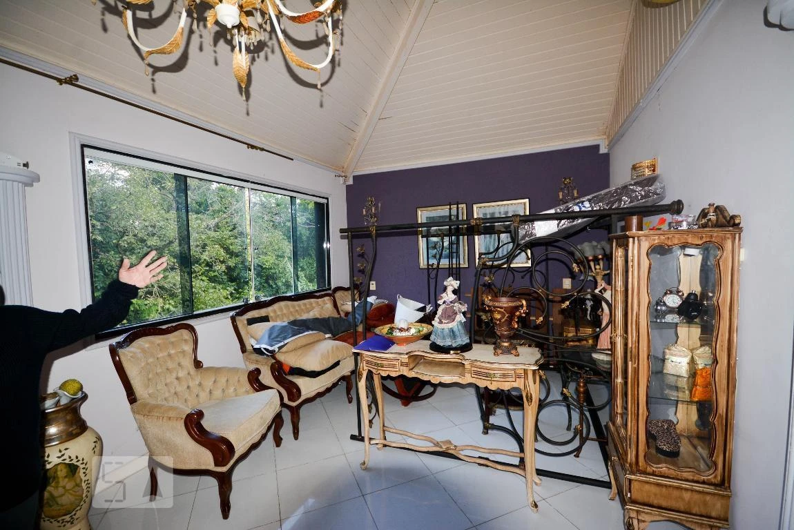 5-bedroom house with 6 bathrooms, 500 m² and 4 parking — photo 48