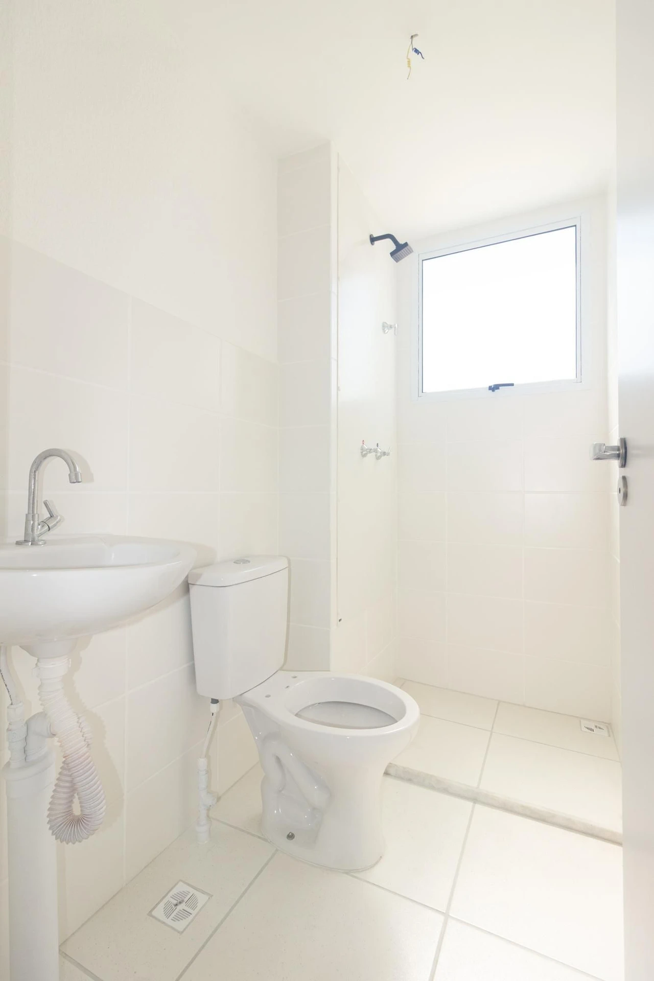 Apartamento de 2 quartos em condomínio com piscina — photo 4