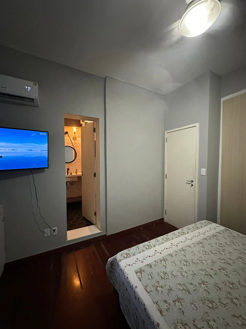 Furnished apartment with 2 bedrooms and 1 suite — photo 11