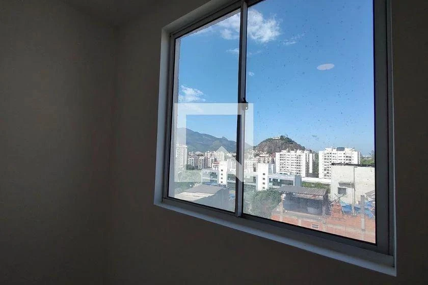 48 m² apartment with a closed kitchen and 2 bedrooms — photo 8