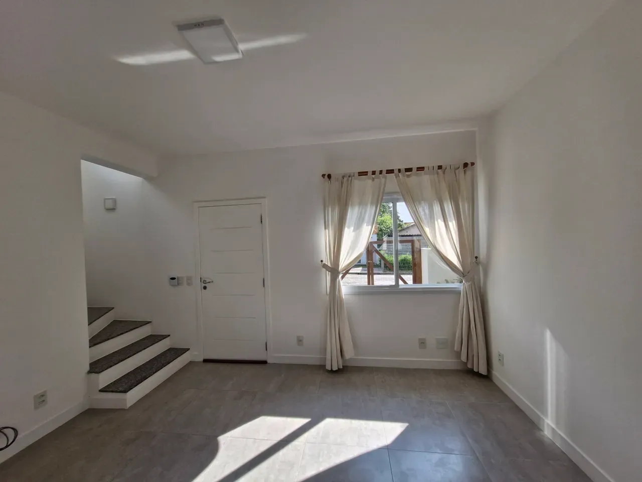 2-bedroom, 90 m² house in Florianópolis — photo 13