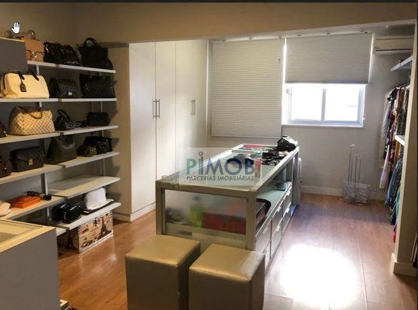 Top-floor apartment with 3 bedrooms and 330 m² — photo 4