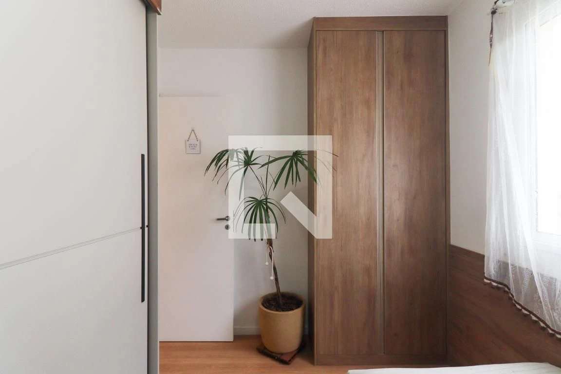 2-bedroom apartment with a glass-enclosed balcony — photo 10