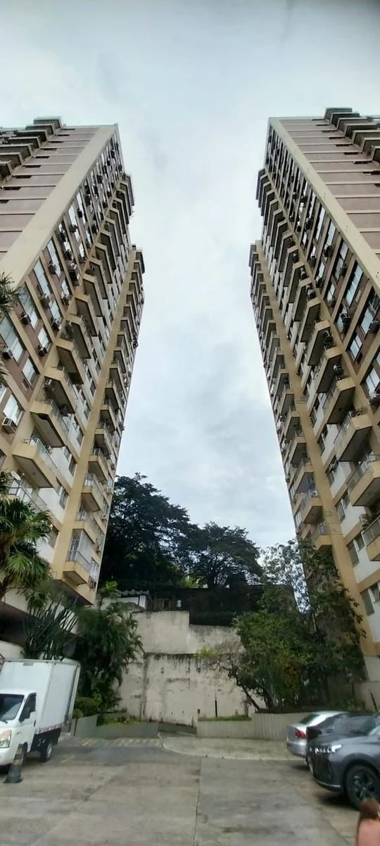 2-bedroom apartment with a mountain view — photo 15