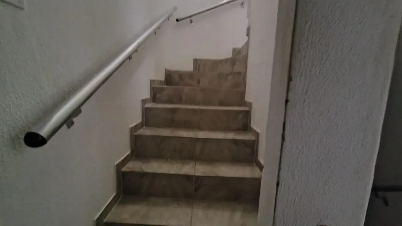 Furnished 180 m² apartment with 3 bedrooms and a suite — photo 25