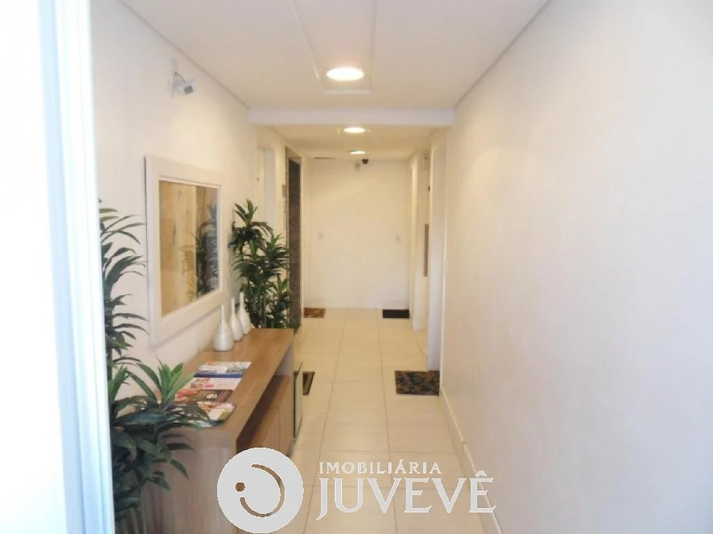 3-bedroom apartment in a building with a pool — photo 35