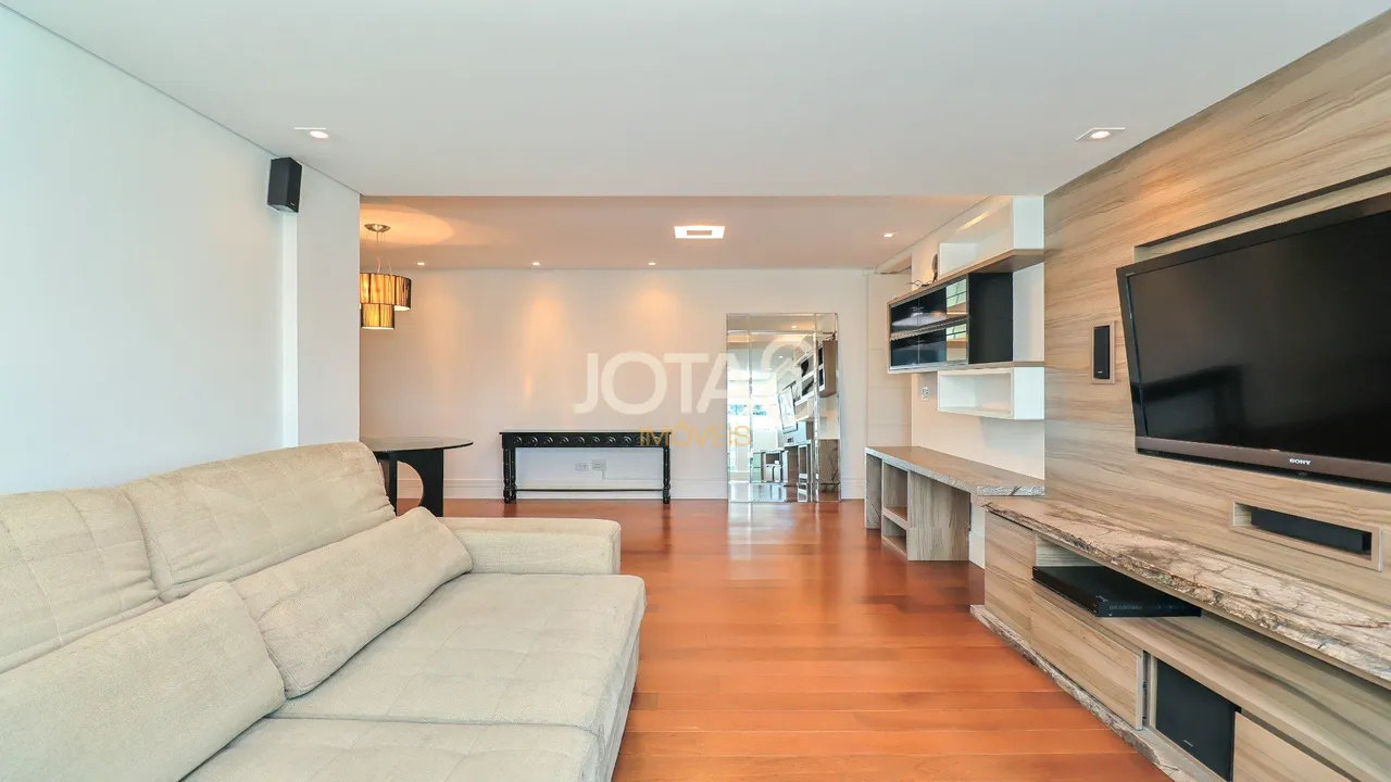 Furnished 3-bedroom apartment with a private BBQ — photo 6
