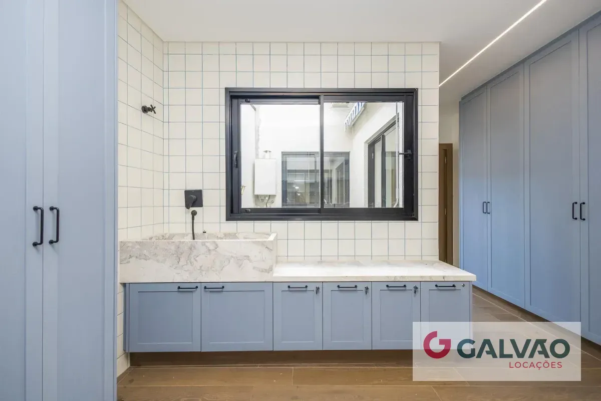 Single-storey house with 3 bedrooms, open kitchen, 4 spots — photo 15