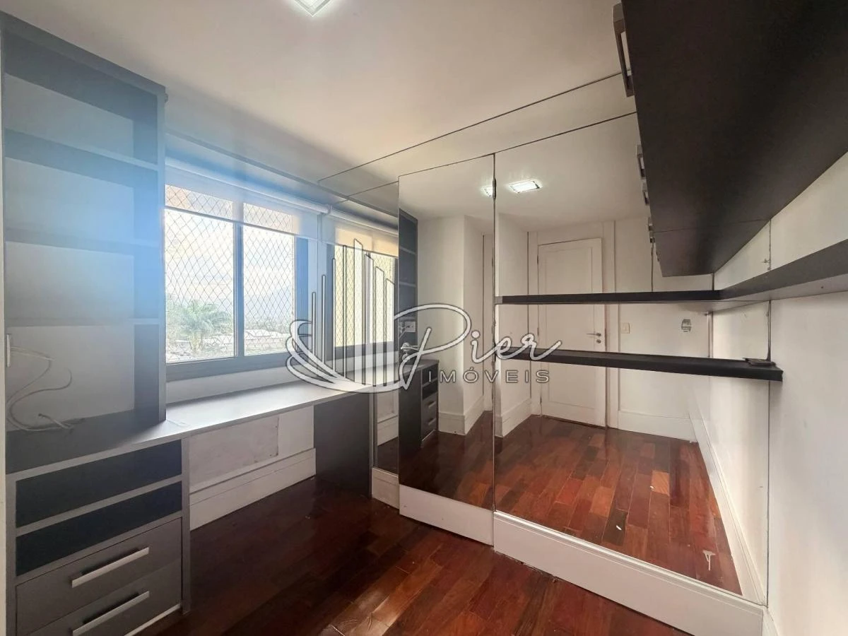 4 quartos e janelas do piso ao teto: apartamento de 174 m² — photo 29