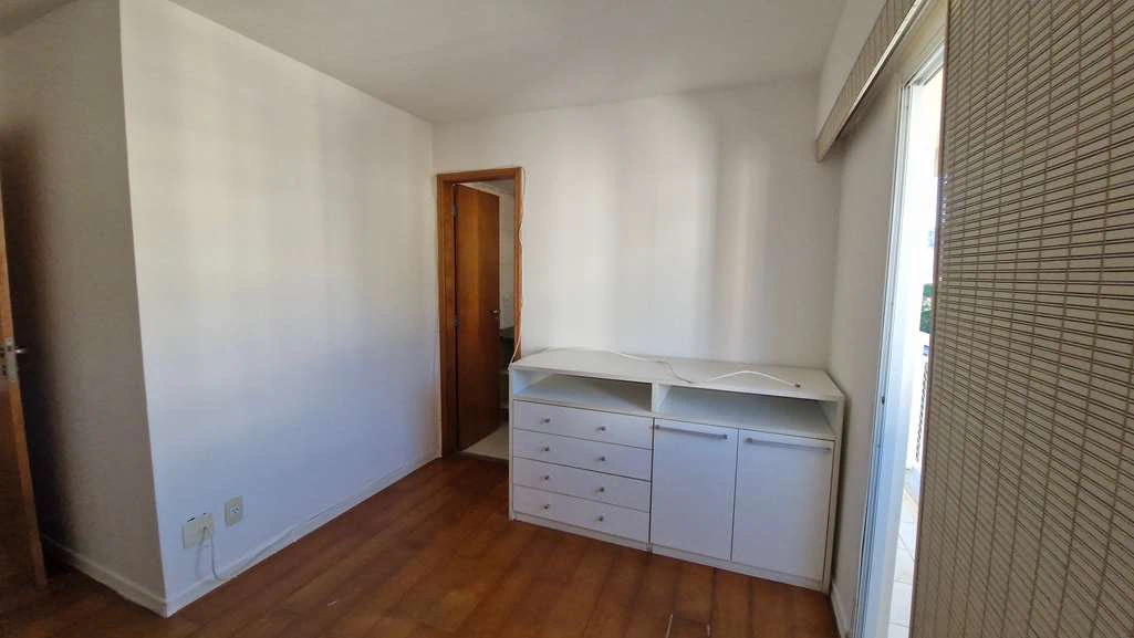 70 m² rental apartment with 2 bedrooms and en-suite — photo 10