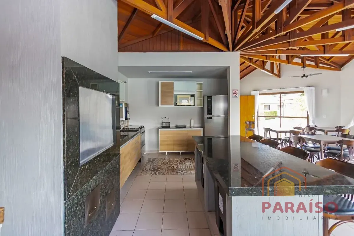 4-bedroom house with a grill on the balcony in Curitiba — photo 47