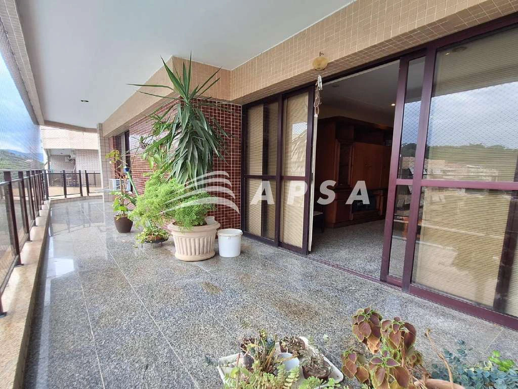 Furnished apartment with 3 bedrooms and 2 en-suites — photo 14