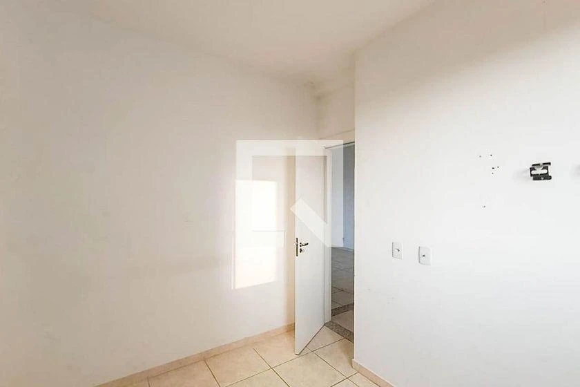 Немеблированная квартира с 2 спальнями и кухней open-plan — photo 21
