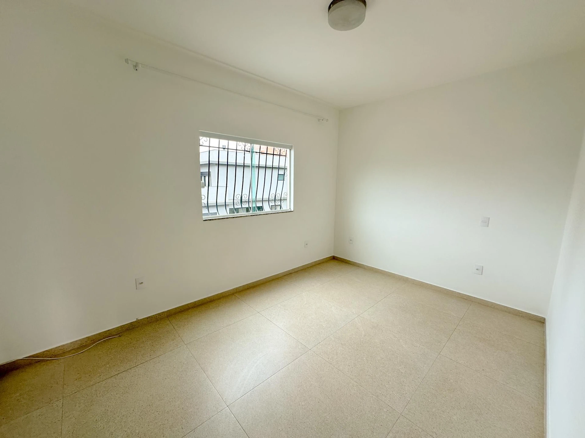 Garden in a 4-bedroom house, 194 m² — photo 37
