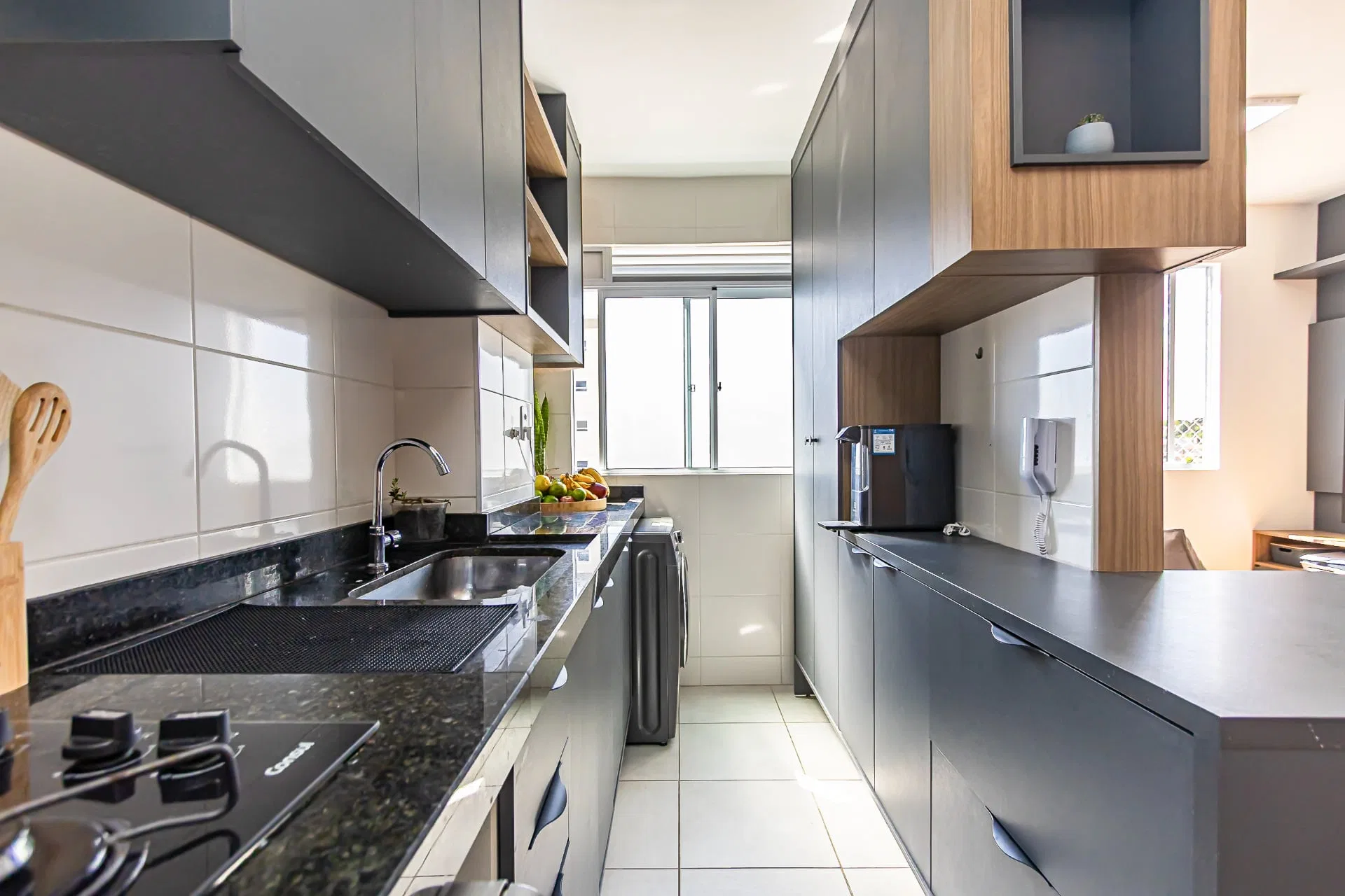 42 m² apartment with a home office and a washing machine — photo 6